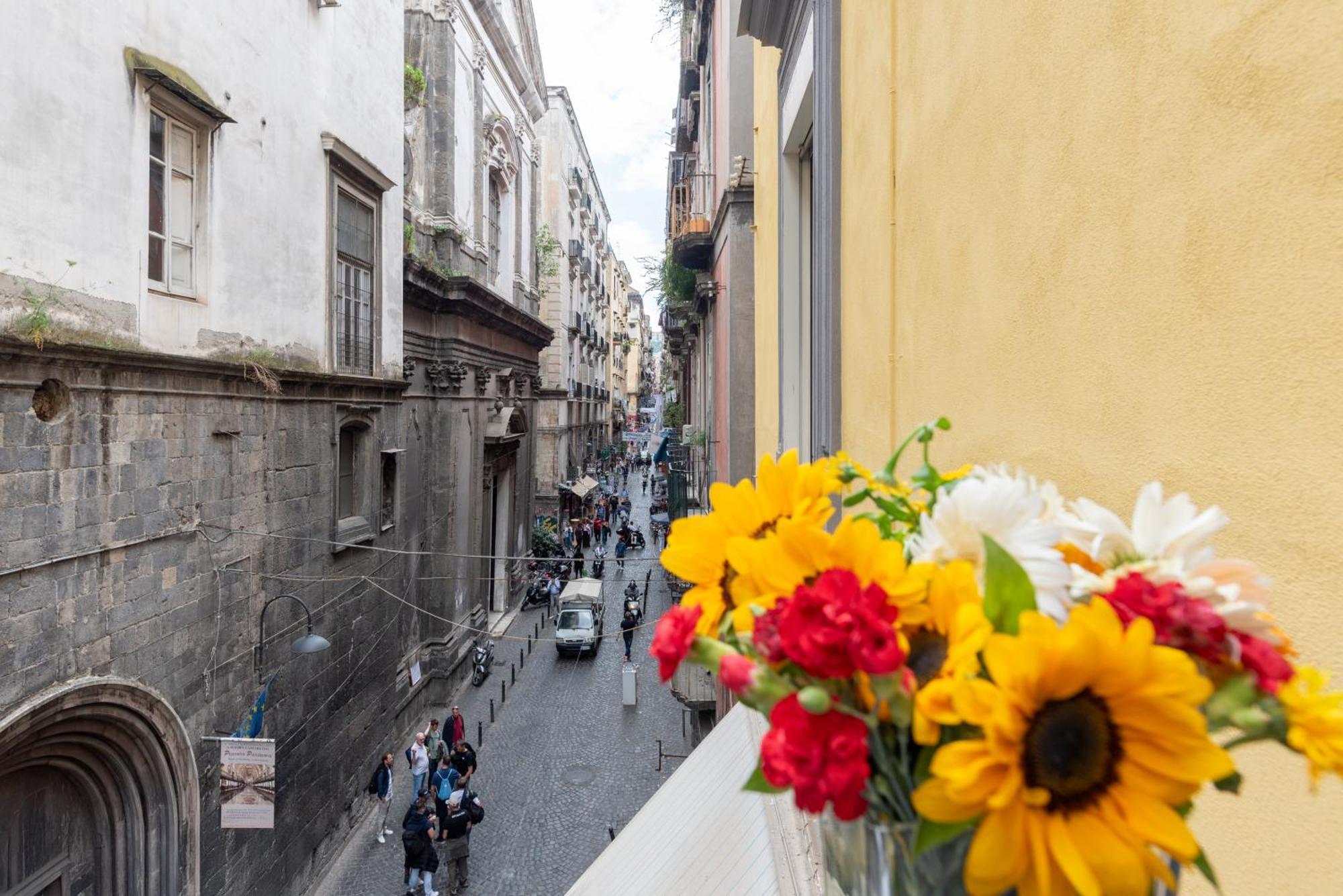 Napoli Centro, Dm Suites Eksteriør bilde