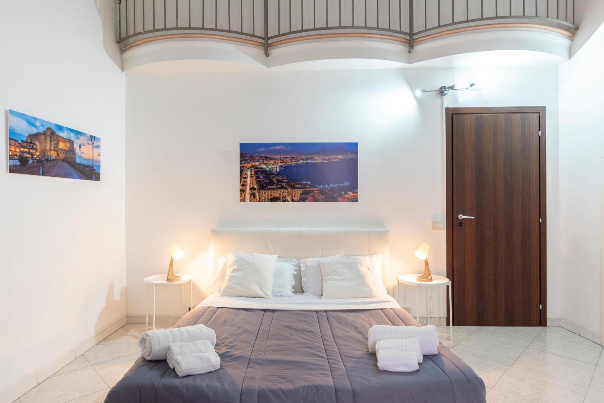 Napoli Centro, Dm Suites Eksteriør bilde