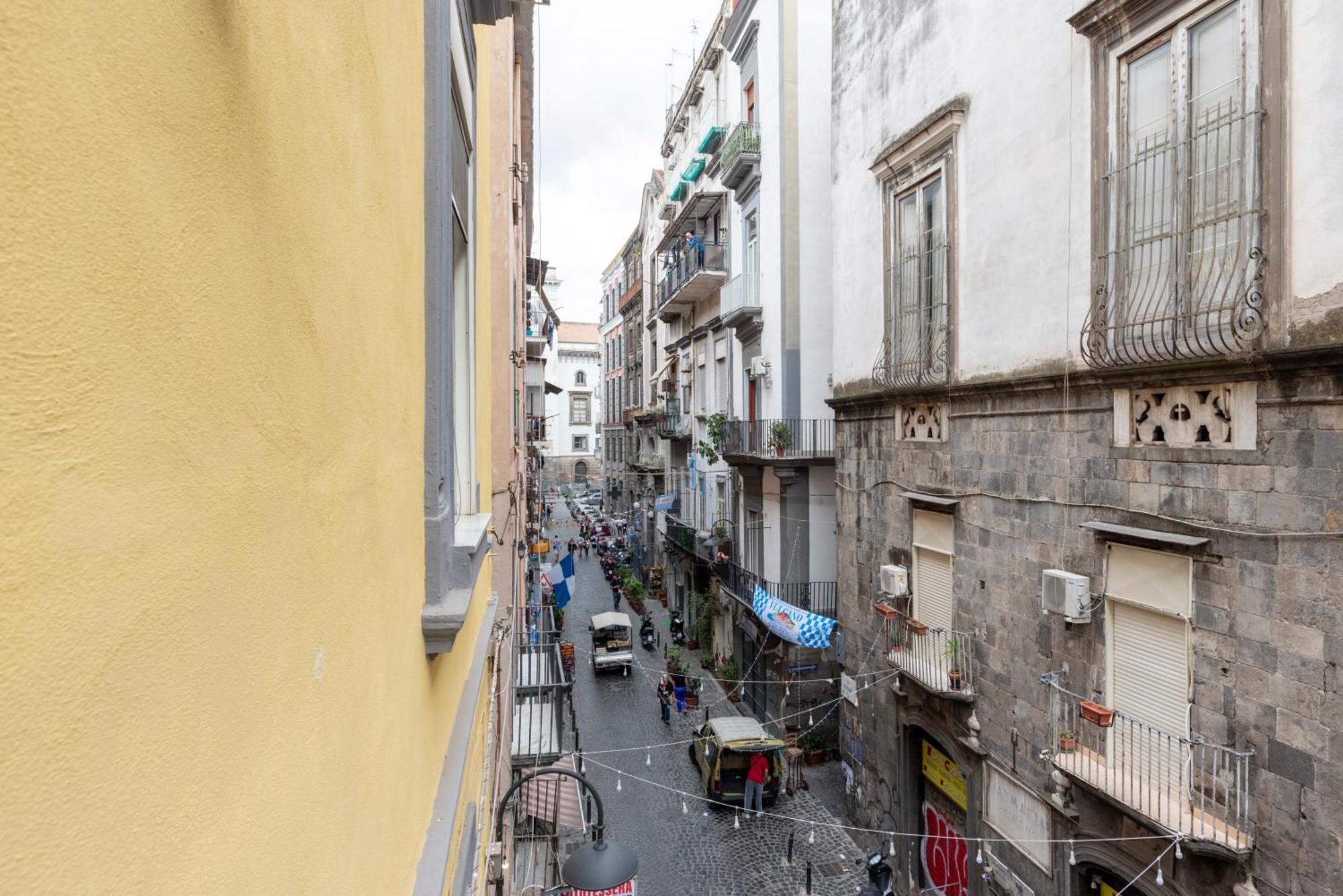 Napoli Centro, Dm Suites Eksteriør bilde