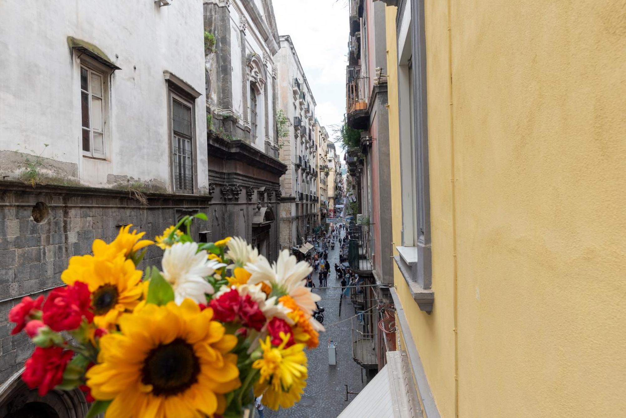 Napoli Centro, Dm Suites Eksteriør bilde